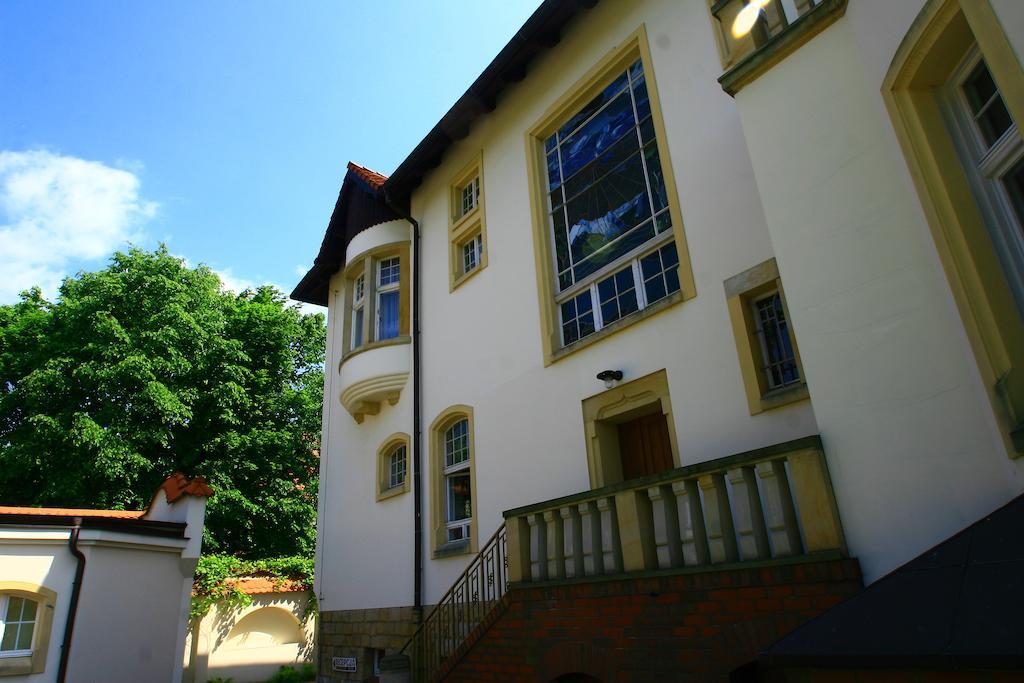 Hotel Palacyk Легница Экстерьер фото
